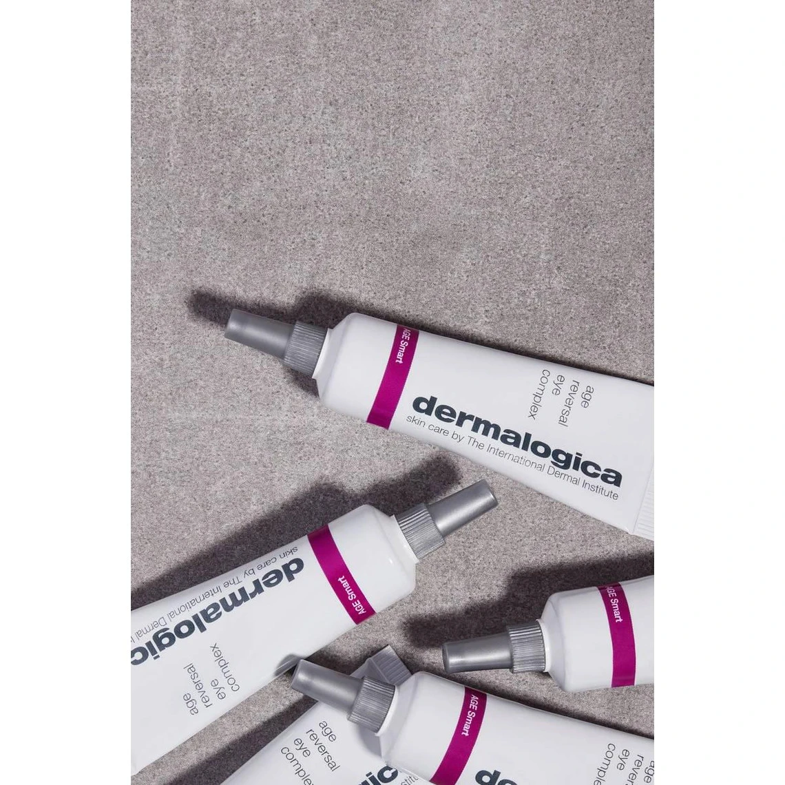 Dermalogica Age Reversal - Contour Yeux Lissant Redensifiant Au Rétinol 15 Ml 4 Dermalogica Age Reversal - Contour Yeux Lissant Redensifiant Au Rétinol 15 Ml – Image 2