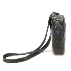 Porte Travers D/noir- Bleu - Arthur&Aston -Taille M - Cuir Noir 8 Porte Travers D/noir- Bleu - Arthur&Aston -Taille M - Cuir Noir -MenCorner Boutique arthur et aston porte travers dnoir bleu 1941 06 5 1200x1200