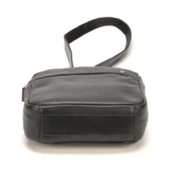 Porte Travers D/noir- Bleu - Arthur&Aston -Taille M - Cuir Noir 9 Porte Travers D/noir- Bleu - Arthur&Aston -Taille M - Cuir Noir -MenCorner Boutique arthur et aston porte travers dnoir bleu 1941 06 7 1200x1200