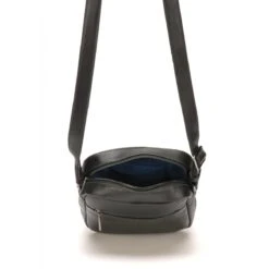 Porte Travers D/noir- Bleu - Arthur&Aston -Taille M - Cuir Noir 10 Porte Travers D/noir- Bleu - Arthur&Aston -Taille M - Cuir Noir -MenCorner Boutique arthur et aston porte travers dnoir bleu 1941 06 8 1200x1200