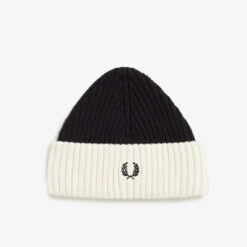 Fred Perry Bonnet Côtelé