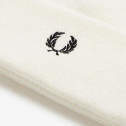 Fred Perry Bonnet En Laine Merinos -MenCorner Boutique bonnet en laine merinos 3387686 2 1140x1140