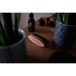 Brosse à Barbe -MenCorner Boutique brosse a barbe 255025 7 1140x1140