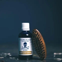 Coffret Voyage Pour Barbe Dure Cuban Beard Grooming Kit 7 Coffret Voyage Pour Barbe Dure Cuban Beard Grooming Kit -MenCorner Boutique coffret soin pour barbe cuban beard grooming kit 3220087 3 1140x1140