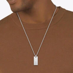 Collier Homme Lacoste Montres Adventurer - 2040089 Acier Argent -MenCorner Boutique collier homme lacoste montres adventurer 2040089 acier argent 3515912 3 1140x1140