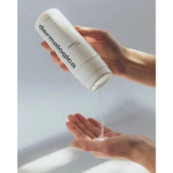 Dermalogica Daily Microfoliant - Exfoliant Doux Enzymatique Et Mécanique -MenCorner Boutique daily microfoliant 74108 3 1140x1140