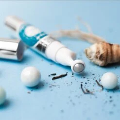 Polaar Défatigant Regard Instantané IcyMagic Au Ginseng De Sibérie 10 Ml -MenCorner Boutique defatigant regard instantane icymagic au ginseng de siberie 3179028 3 1200x1200