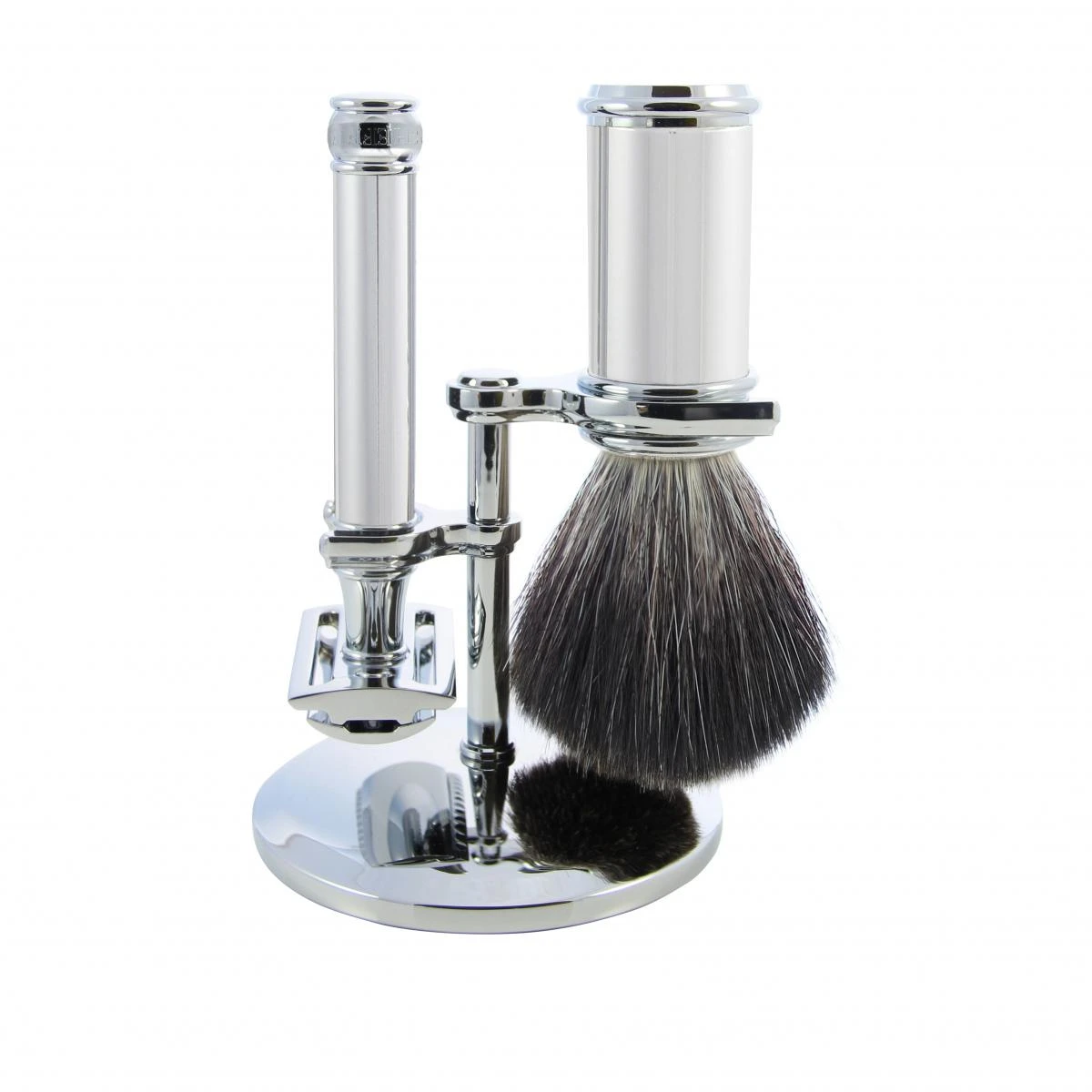 SET DE RASAGE 3 PIECES NOIRE SUPPORT CHROME - EDWIN JAGGER 3 SET DE RASAGE 3 PIECES NOIRE SUPPORT CHROME - EDWIN JAGGER