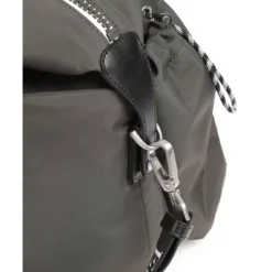 Emporio Armani Sac Tonneau Imprimé Logo 8 Emporio Armani Sac Tonneau Imprimé Logo -MenCorner Boutique emporio armani maroquinerie sac tonneau 3344252 6 1140x1140