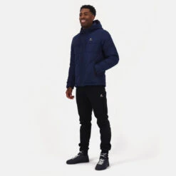 Le Coq Sportif Doudoune Homme ESS Heavy N°1 M Dress Blues -MenCorner Boutique ess doudoune heavy n1 m dress blues 3529290 1 1140x1140