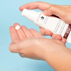 Ren Émulsion Repulpante Intsantanée – Flash Hydro Boost 40 Ml -MenCorner Boutique flash hydro boost emulsion repulpante instantanee booster dhydratation 185774 1 1140x1140