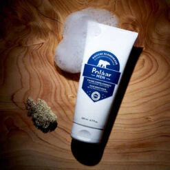 Polaar Gel Douche Scandinave Visage, Corps & Cheveux Au Lichen Arctique 200 Ml -MenCorner Boutique gel douche scandinave visage corps et cheveux au lichen arctique 3252233 5 1140x1140