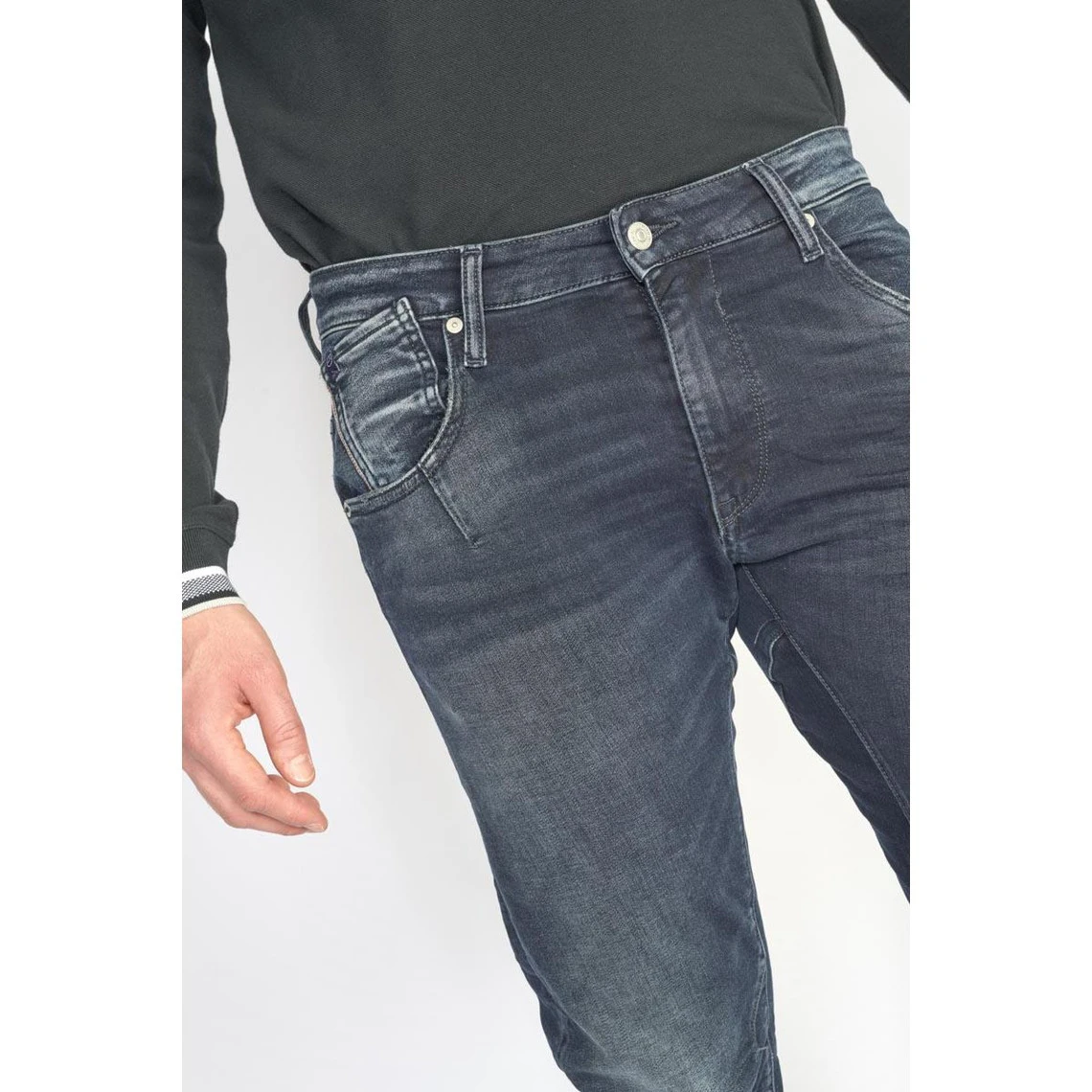LE TEMPS DES CERISES Jeans 900/3 Jogg Tapered Arqué Bleu-noir N°3 8 LE TEMPS DES CERISES Jeans 900/3 Jogg Tapered Arqué Bleu-noir N°3 – Image 6