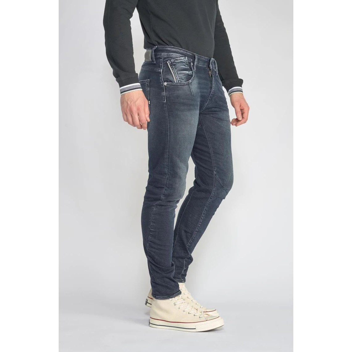 LE TEMPS DES CERISES Jeans 900/3 Jogg Tapered Arqué Bleu-noir N°3 10 LE TEMPS DES CERISES Jeans 900/3 Jogg Tapered Arqué Bleu-noir N°3 – Image 8