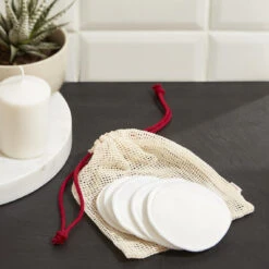 Polaar KIT Disque Démaquillant Avec Filet De Lavage - 5 Cotons Lavables -MenCorner Boutique kit disque demaquillant avec filet de lavage 5 cotons lavables 3292888 3 1140x1140