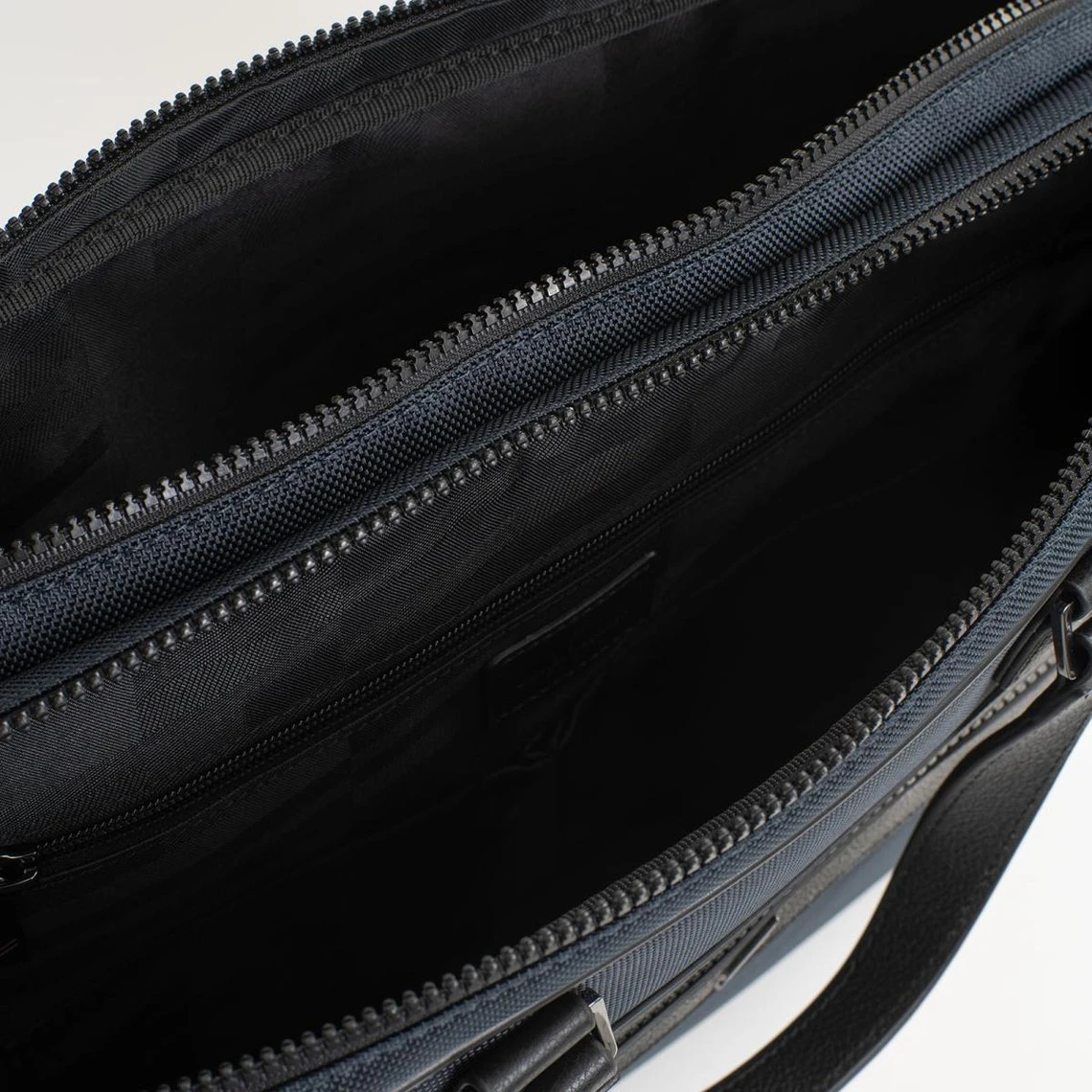 Porte-documents 15'' & A4 Marron Foncé 7 Porte-documents 15'' & A4 Marron Foncé – Image 5