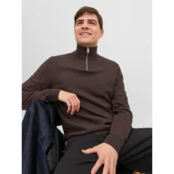 Jack & Jones Pull Zip à Quart Marron Foncé -MenCorner Boutique pull zip a quart marron fonce 3547922 3 1140x1140