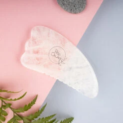 Gua Sha Anti-Rétention D'eau En Quartz Cristal -MenCorner Boutique roll on jade gua sha anti retention deau en quartz cristal 3256053 3 1140x1140