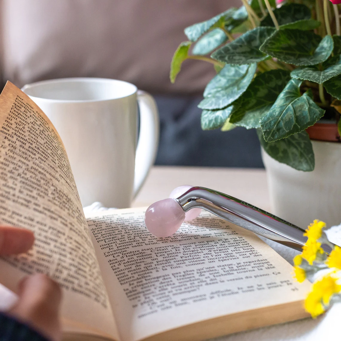 Roll On Double V Remodelant En Quartz Rose 5 Roll On Double V Remodelant En Quartz Rose – Image 3