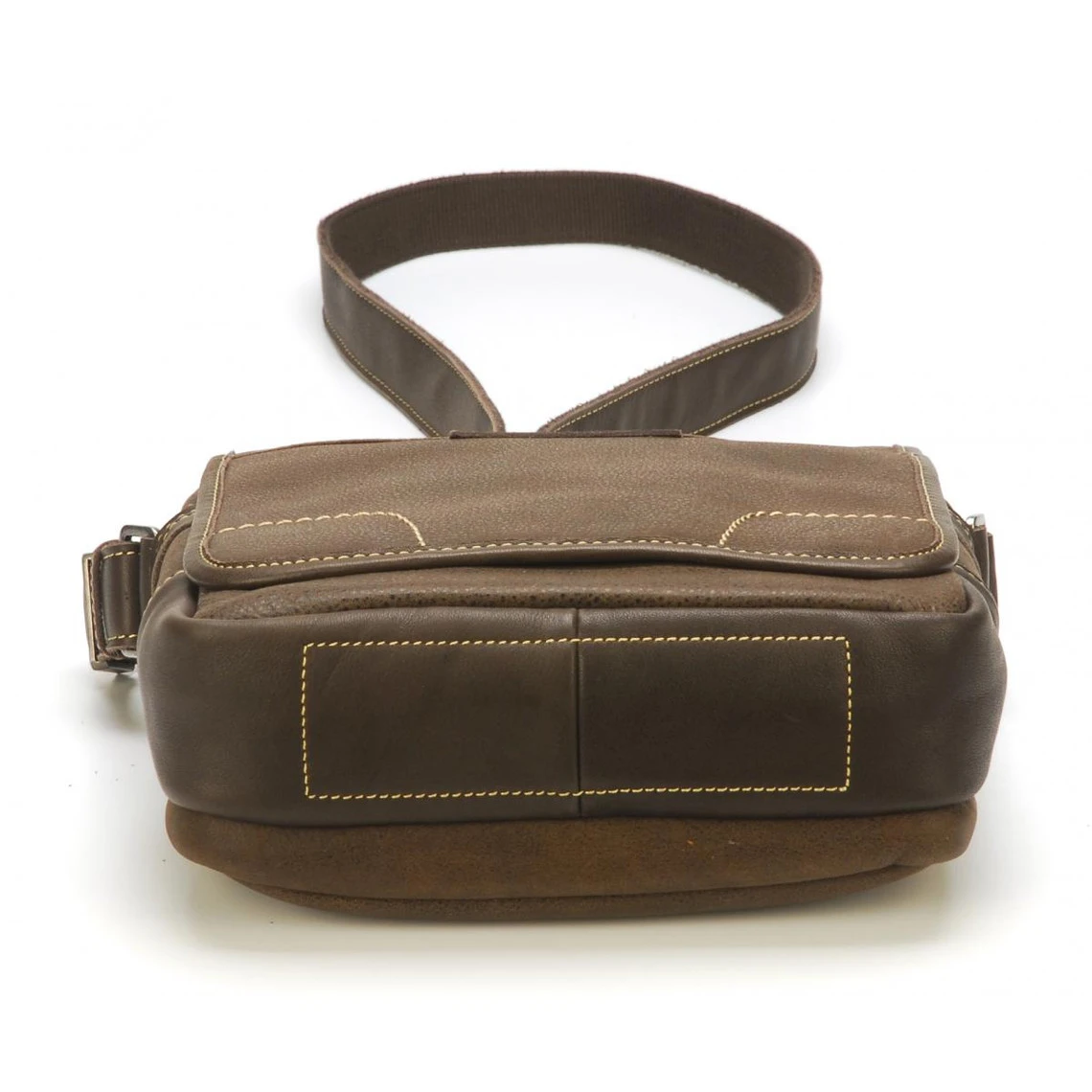 Sac Porte Travers à Rabat Homme Arthur & Aston En Cuir Châtaigne 6 Sac Porte Travers à Rabat Homme Arthur & Aston En Cuir Châtaigne – Image 4