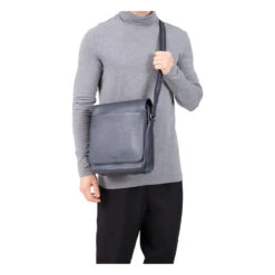 Hexagona Sacoche - Tablette - Cuir De Vachette - Chocolat - Confort 13 Hexagona Sacoche - Tablette - Cuir De Vachette - Chocolat - Confort -MenCorner Boutique sacoche tablette cuir de vachette 3455788 6773980 80 1140x1140