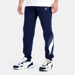 Le Coq Sportif Pantalon Mixte SAISON 1 Regular N°1 M Bleu Nuit -MenCorner Boutique saison 1 pant regular n1 m bleu nuit 3529302 3 1140x1140