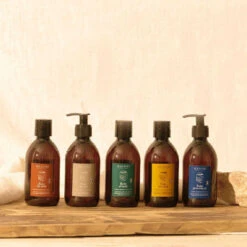 Savon Liquide Bain Du Soir | Miel-Citron + Exfoliant Pierre Ponce 300 Ml -MenCorner Boutique savon liquide bain du soir miel citron exfoliant pierre ponce 3527682 3 1140x1140